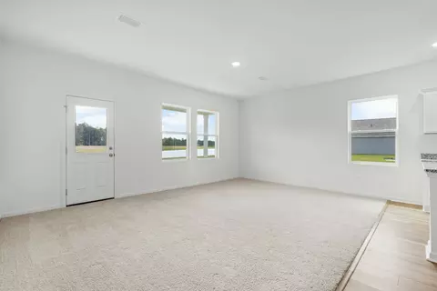 105 Dionicio Loop, Seguin, TX 78155 photo 17