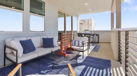 Exterior - 1528 Hollyleaf Ter, Montebello, CA 90640 photo 2 of 3