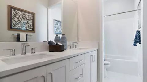 Bath - 1528 Hollyleaf Ter, Montebello, CA 90640 photo 1 of 6