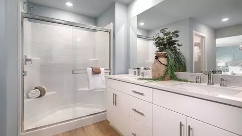 Bath - 30686 White Pines Dr, Menifee, CA 92584 photo 3 of 3