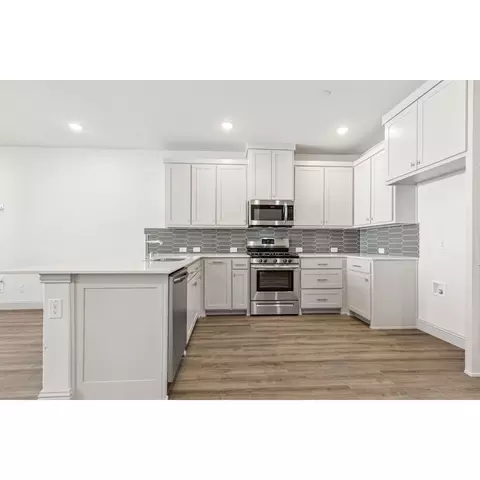 728 4th St, Argyle, TX 76226 photo 3