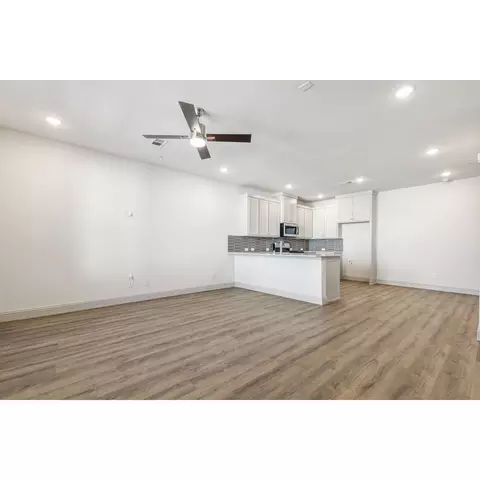 728 4th St, Argyle, TX 76226 photo 4