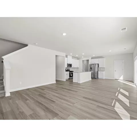 777 Treeline Rd, Moore, SC 29369 photo 6