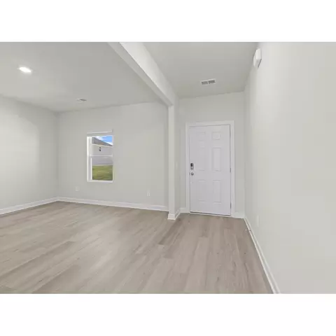 777 Treeline Rd, Moore, SC 29369 photo 3