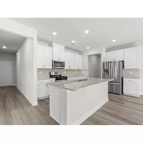 777 Treeline Rd, Moore, SC 29369 photo 5