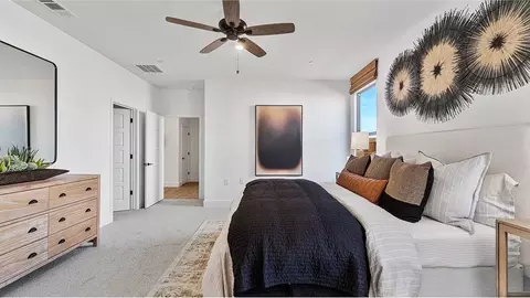 Bedroom - 1685 Discovery Rd S, Madera, CA 93636 photo 2 of 8