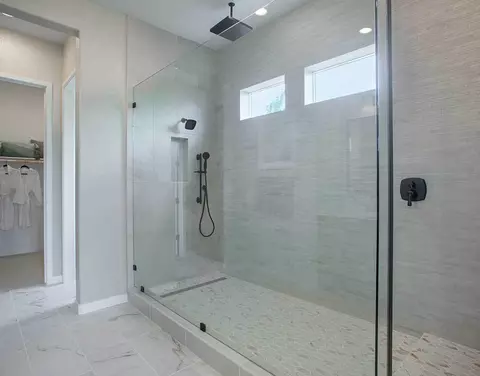 Bath - 8041 Bordoni Dr, Vallejo, CA 94591 photo 5 of 5