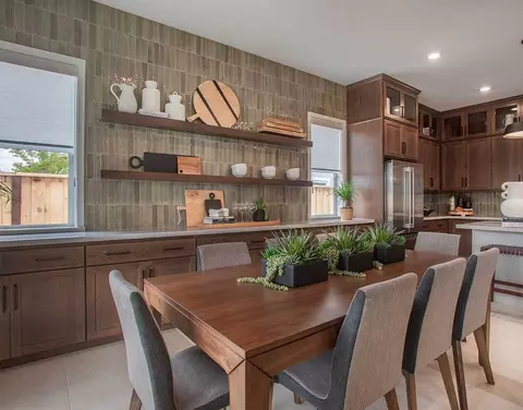 Dining - 8041 Bordoni Dr, Vallejo, CA 94591 photo 2 of 3