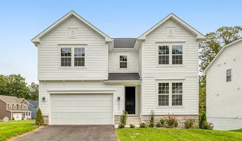 2845 White Tail Dr, Locust Grove, VA 22508