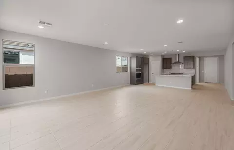Living - 1264 W Treasure Trl, Apache Junction, AZ 85120 photo 1 of 3