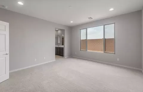 Bedroom - 1264 W Treasure Trl, Apache Junction, AZ 85120 photo 2 of 5