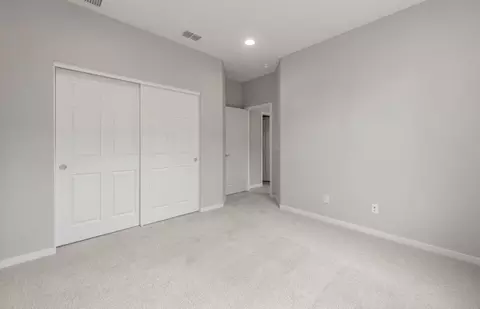 Bedroom - 1264 W Treasure Trl, Apache Junction, AZ 85120 photo 4 of 5