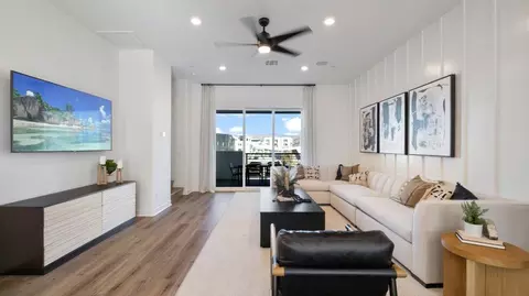 255 Lynx, Irvine, CA 92618 photo 4