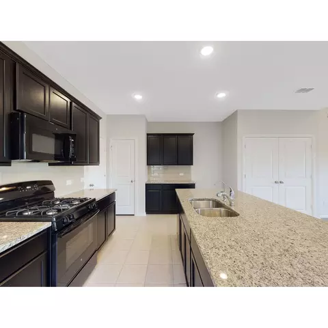 7024 Calshot Rd, Pilot Point, TX 76258 photo 5