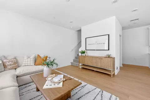 9423 12 N Sepulveda Blvdunit 6, North Hills, CA 91343