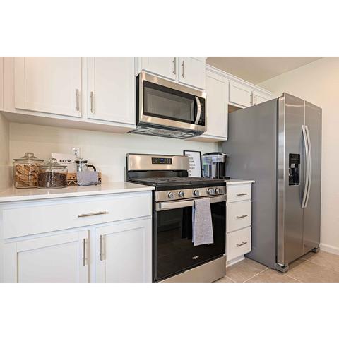 544 River St, Tulare, CA 93274 photo 7
