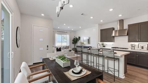 27225 Red Willow Ct, Valencia, CA 91381 photo 15