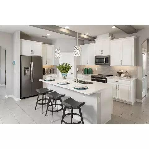 Kitchen - 2618 Great Heron Ave, Saint Cloud, FL 34773 photo 2 of 6