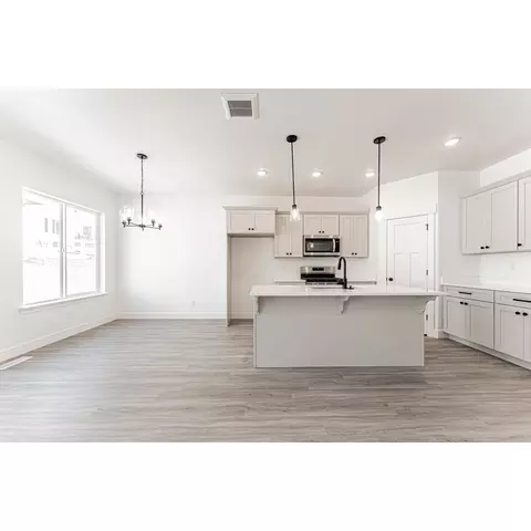 Kitchen - 4593 S Olive Ave, Mapleton, UT 84664 photo 4 of 4