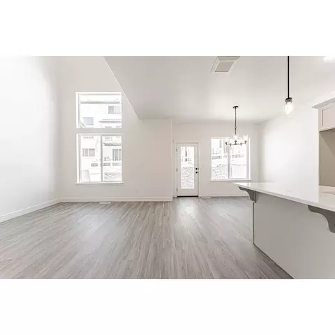 Living - 4593 S Olive Ave, Mapleton, UT 84664 photo 1 of 2