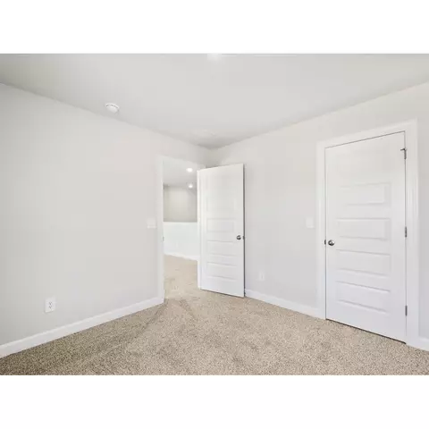 215 Maxwell Dr, Easley, SC 29642 photo 10