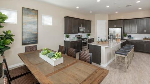 185 E Scorpio Pl, Chandler, AZ 85249 photo 4