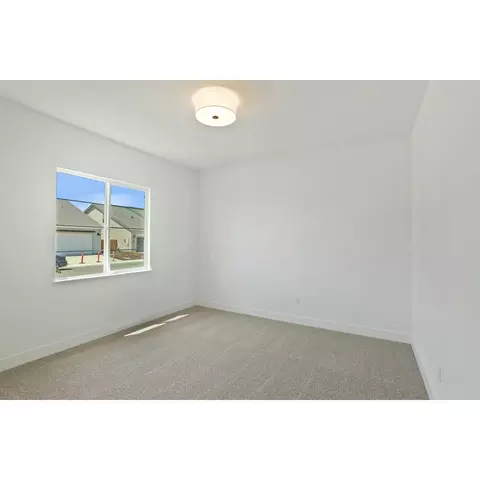 Bedroom - 2276 Paramount Ln, Manteca, CA 95337 photo 2 of 11