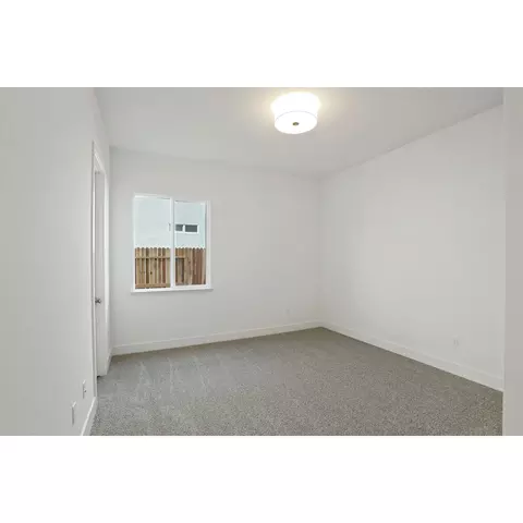 Bedroom - 2276 Paramount Ln, Manteca, CA 95337 photo 4 of 11