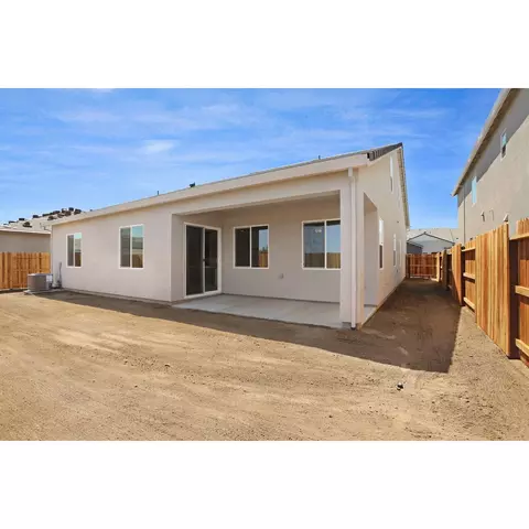 Exterior - 2276 Paramount Ln, Manteca, CA 95337 photo 5 of 8