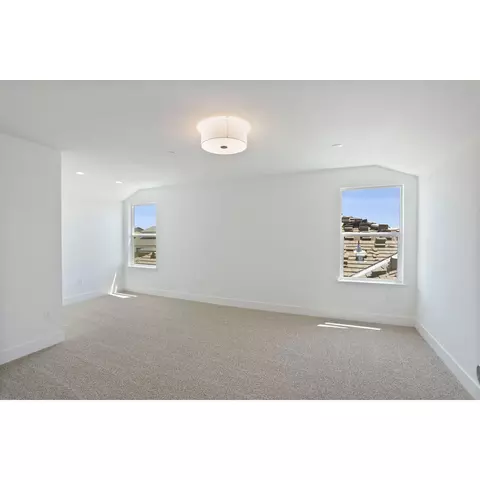 Bedroom - 2276 Paramount Ln, Manteca, CA 95337 photo 10 of 11