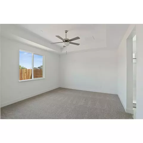 Bedroom - 2276 Paramount Ln, Manteca, CA 95337 photo 7 of 11