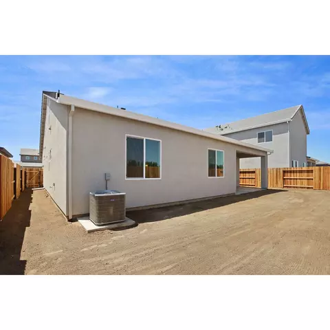 Exterior - 2276 Paramount Ln, Manteca, CA 95337 photo 8 of 8