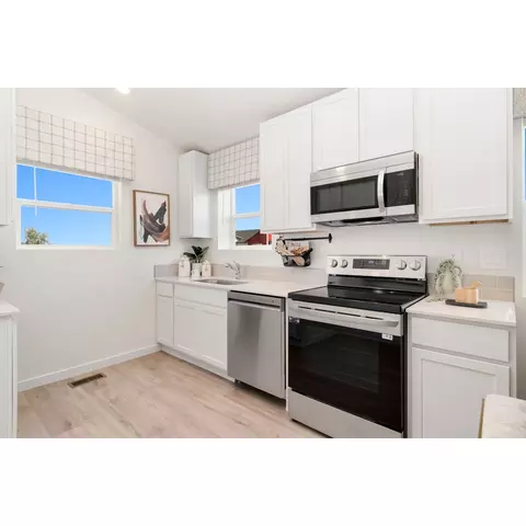 Kitchen - 404 Condor Way, Johnstown, CO 80534 photo 1 of 3