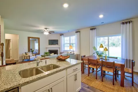 5073 Crest Ct, Trinity, NC 27370 photo 9