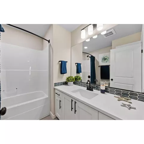 115 Valemont Dr, Medford, OR 97501 photo 47