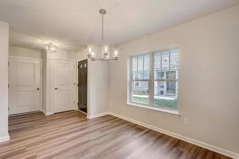 802 Margo Cir, Eagle, WI 53119 photo 7