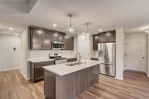 802 Margo Cir, Eagle, WI 53119 photo 3