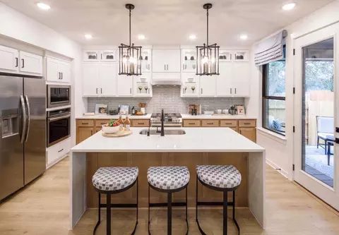 Kitchen - Plan Bernini - 5611 Kyle Joseph Dr, Georgetown, TX 78628 photo 1 of 7