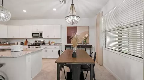 Dining - 2425 Avocado Ln, Naples, FL 34120 photo 3 of 4
