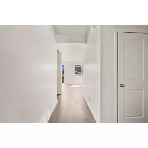 564 E Andiron Ln, Eagle Mountain, UT 84005 photo 9