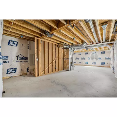 564 E Andiron Ln, Eagle Mountain, UT 84005 photo 28