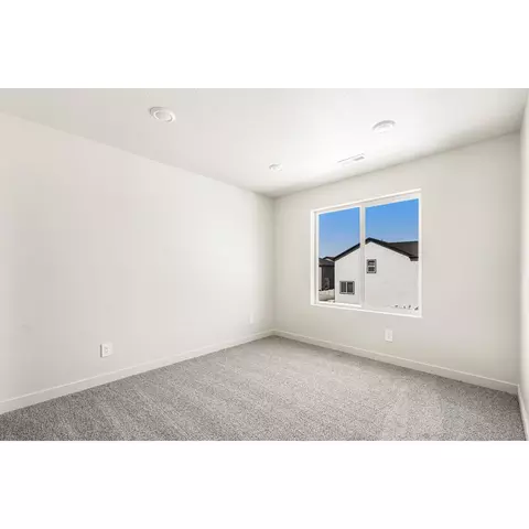 564 E Andiron Ln, Eagle Mountain, UT 84005 photo 22