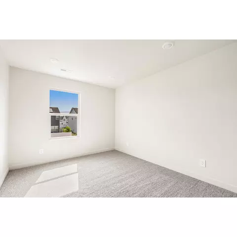564 E Andiron Ln, Eagle Mountain, UT 84005 photo 18