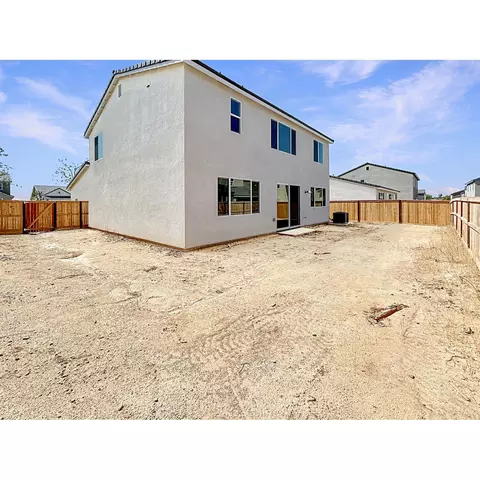 1125 Wildflower Dr, Madera, CA 93636 photo 7