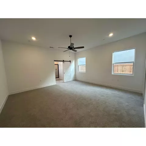2235 N Argyle Ave, Clovis, CA 93619 photo 5