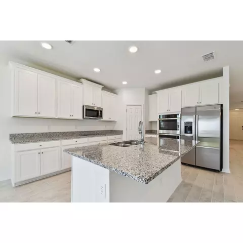 5050 Bromeliad Ave, Wimauma, FL 33598 photo 2