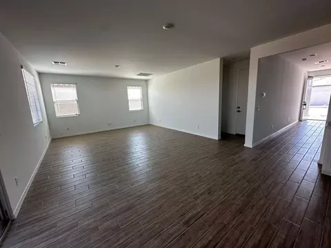 Living - 4541 S Venus Ave, Mesa, AZ 85212 photo 1 of 2