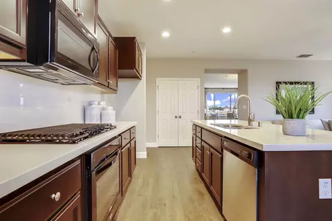 1672 Sequoia Ave, Corcoran, CA 93212 photo 7