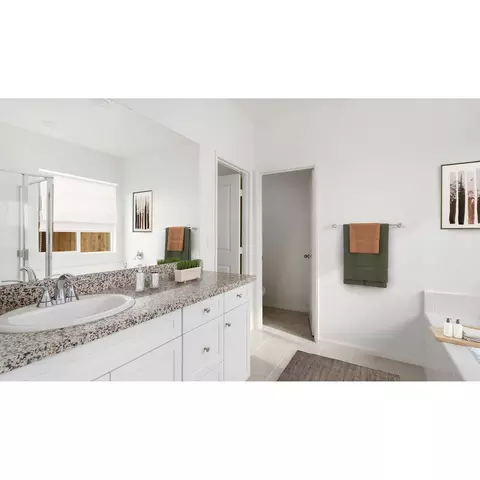 10815 Montevideo Pl, Bakersfield, CA 93306 photo 3