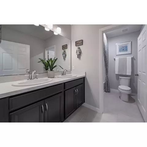 Bath - 480 Shadow Gorge Way, Eustis, FL 32736 photo 3 of 3